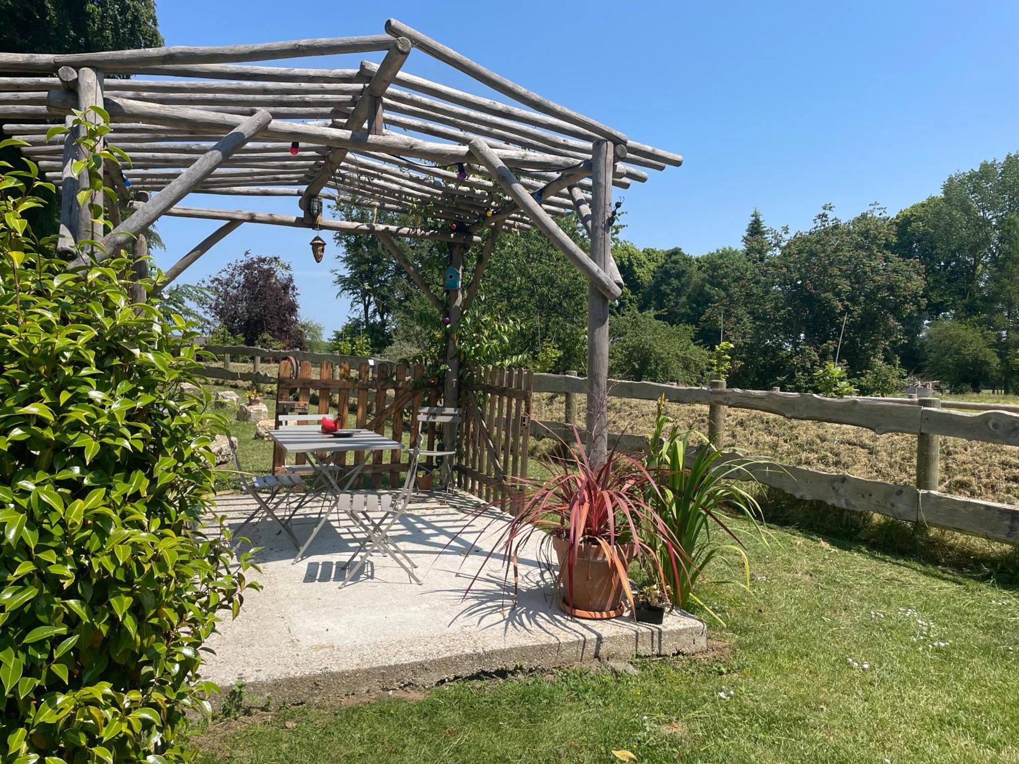 Le Clos Du Val A Loup Benarville Luaran gambar